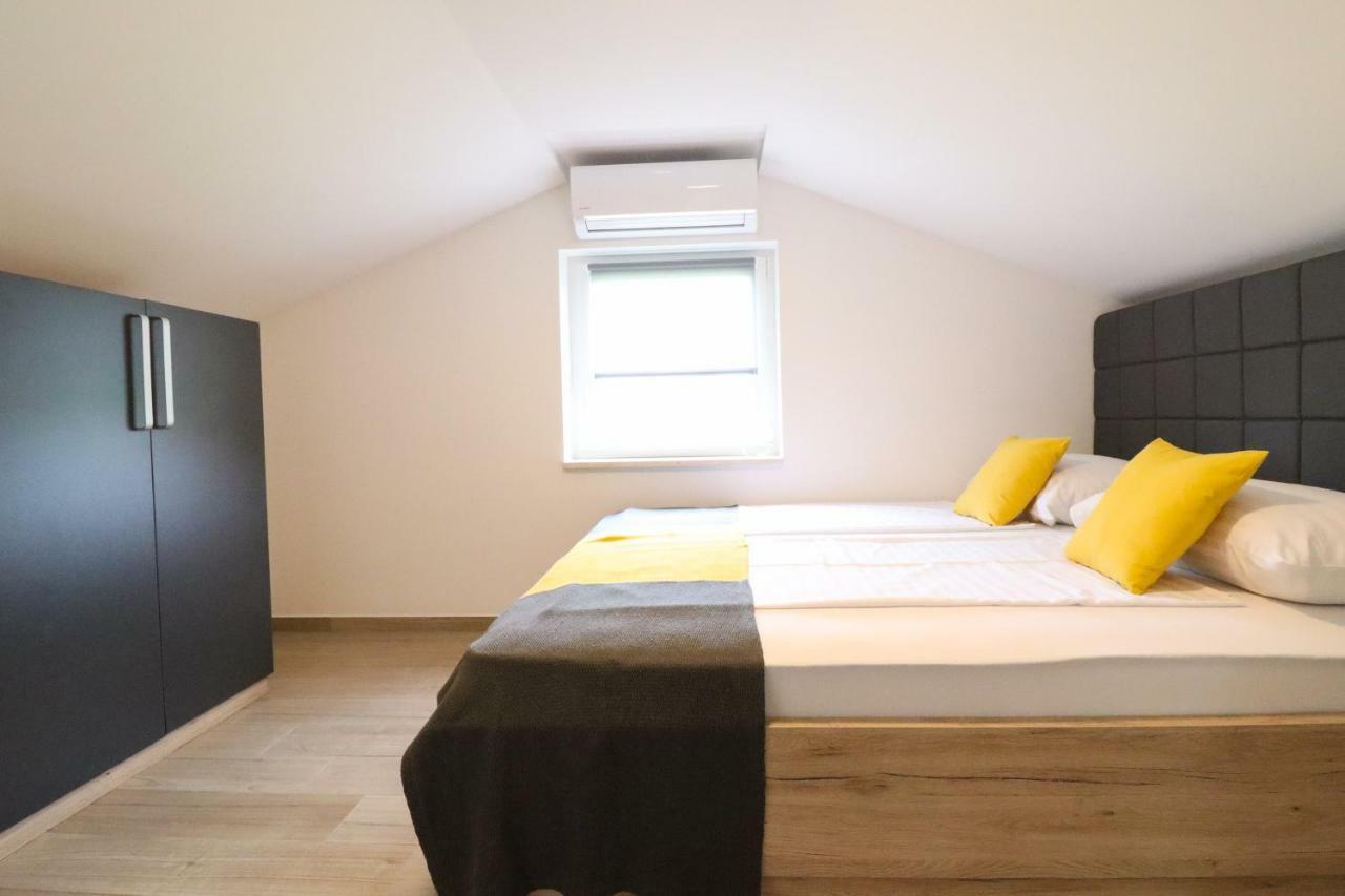 Brand New Apartment In Malinska Exteriér fotografie